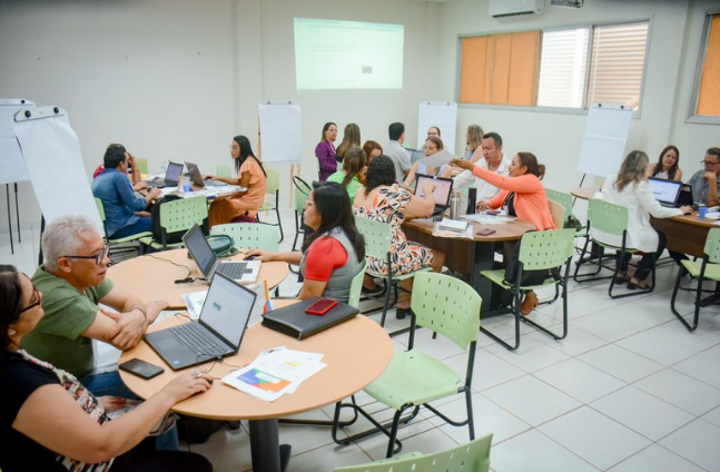 MEC debate planos decenais de educação em Goiás e Tocantins