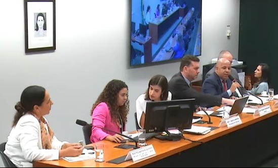 Câmara dos Deputados debate alfabetização no PNE