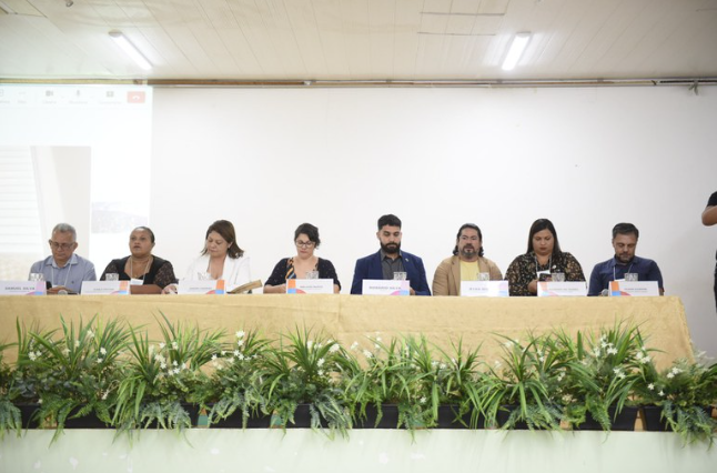 MEC debate planos decenais de educação no Amapá e no Acre