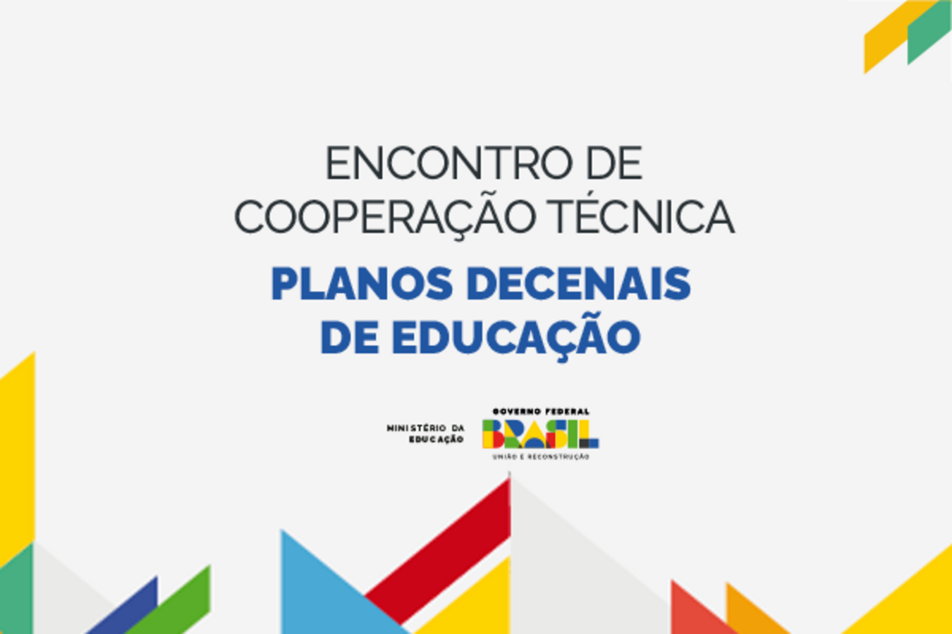 Secretária de Educação participa de encontro sobre planos decenais em Curitiba