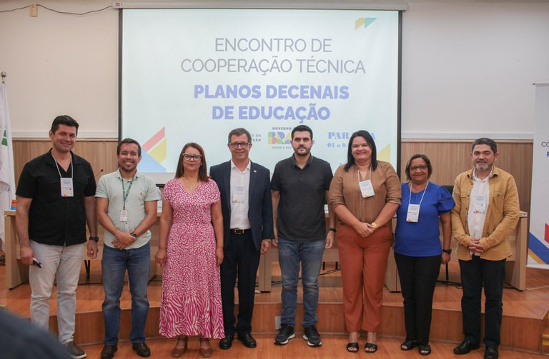 MEC debate planos decenais de educação em SE e PB