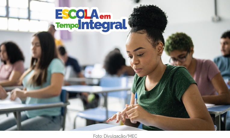 Resolução institui diretrizes para educação em tempo integral