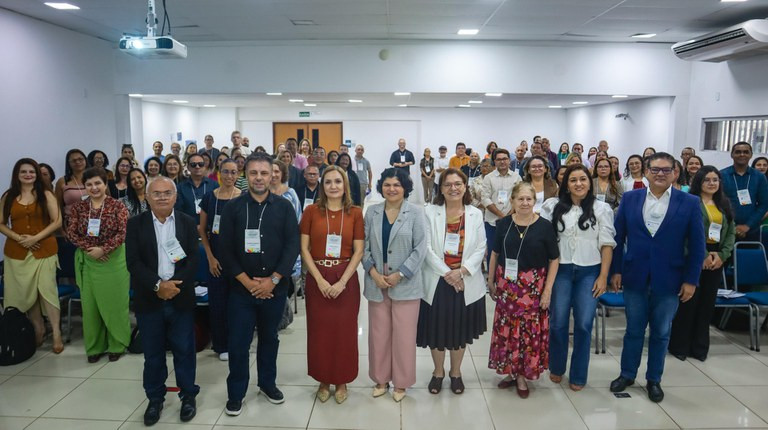 MEC debate planos decenais de educação no Maranhão